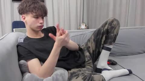 your_shy_guy online show from 02/01/25, 07:13