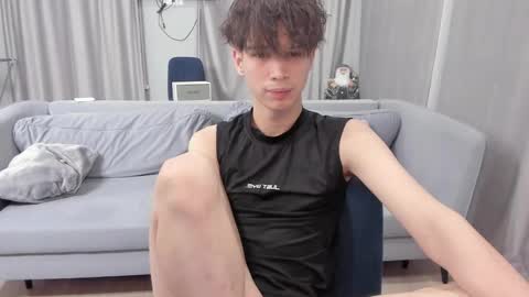 your_shy_guy online show from 02/21/25, 06:48