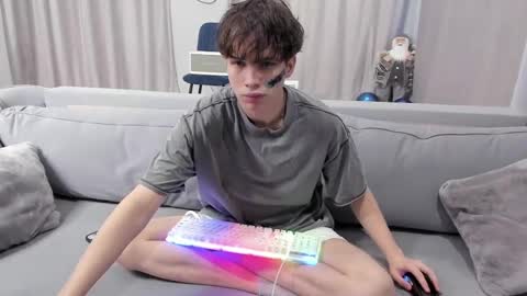 your_shy_guy online show from 03/05/25, 02:23