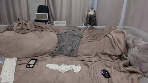 your_shy_guy online show from 03/06/25, 10:09