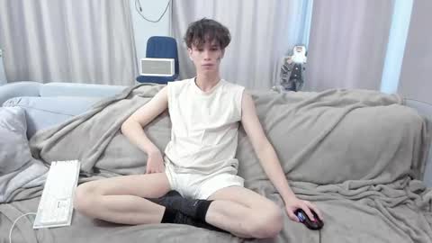 your_shy_guy online show from 03/08/25, 07:27