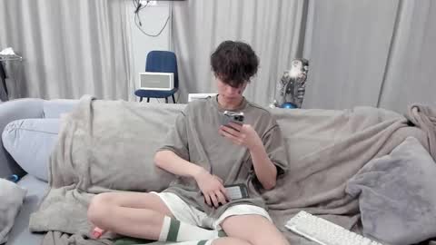 your_shy_guy online show from 03/11/25, 07:36