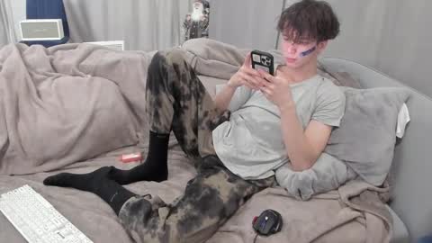 your_shy_guy online show from 03/12/25, 06:22