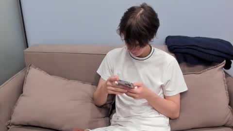 your_shy_guy online show from 09/10/25, 05:57