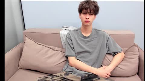 your_shy_guy online show from 10/29/25, 05:42