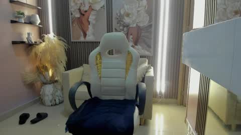 NATASHA online show from 05/06/26, 11:32