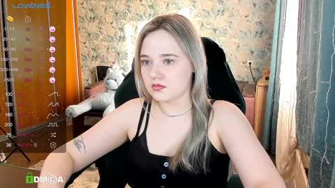 Snapshot of your_small_bunny chatting on 02/05/25, 09:36 Molly online show from 02/05/25, 09:36