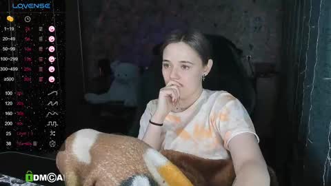 Snapshot of your_small_bunny chatting on 02/12/25, 02:21 Molly online show from 02/12/25, 02:21