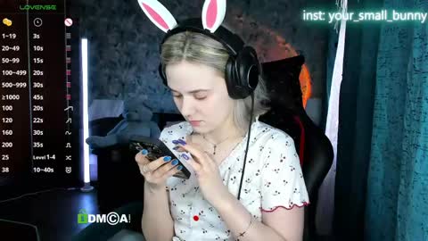 Molly online show from 05/08/26, 02:17