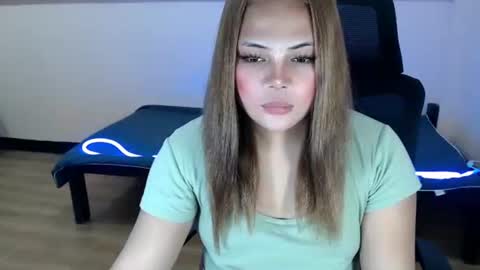 Snapshot of your_sweet_beautiful chatting on 05/09/26, 02:50 your_sweet_beautiful online show from 05/09/26, 02:50