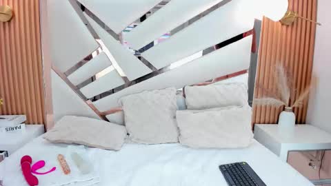 Snapshot of your_sweet_zoe chatting on 03/12/26, 02:50 Zoe online show from 03/12/26, 02:50