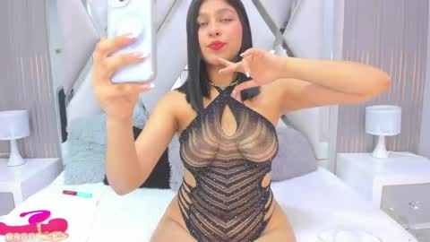 Zoe  online show from 05/05/26, 03:14