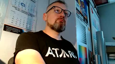 Snapshot of your_tipie chatting on 10/16/25, 08:26 your_tipie online show from 10/16/25, 08:26