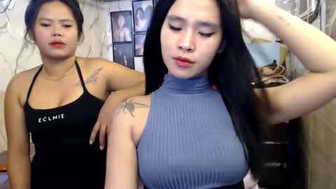 your_twinkletoes18 online show from 05/13/26, 02:09