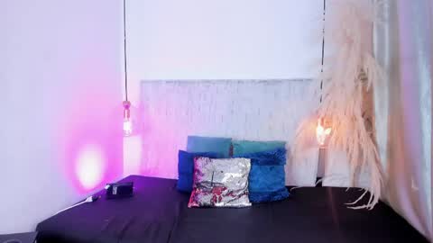 Angel online show from 06/06/26, 12:21