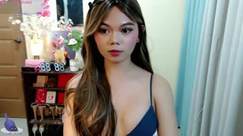 Snapshot of yourangelictransgirl chatting on 07/05/26, 12:34 Hi its me Yna online show from 07/05/26, 12:34