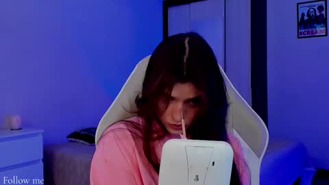 Snapshot of youranikka chatting on 02/27/26, 01:00 Anikka online show from 02/27/26, 01:00