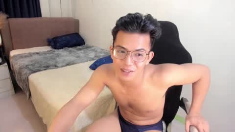 yourasian_bradley online show from 03/02/25, 09:11