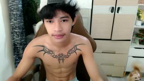 Snapshot of yourasian_eric chatting on 03/05/26, 10:22 yourasian_eric online show from 03/05/26, 10:22