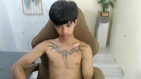 Snapshot of yourasian_eric chatting on 06/25/26, 06:07 yourasian_eric online show from 06/25/26, 06:07