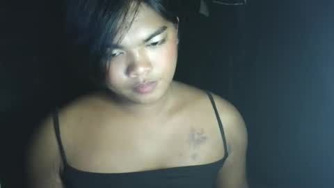 Snapshot of yourasian_kendal chatting on 05/12/26, 10:56 Kendal online show from 05/12/26, 10:56