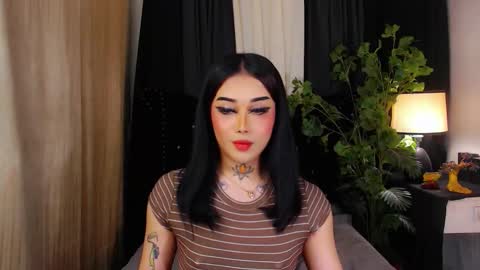 kim online show from 12/05/25, 06:15