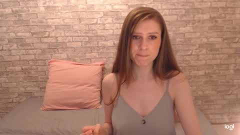 Snapshot of yourbabybaby01 chatting on 03/11/25, 02:21 Sasha FOLLOW ME online show from 03/11/25, 02:21