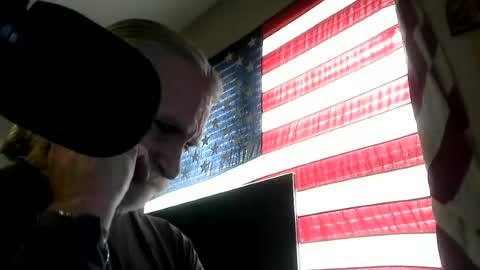 Snapshot of yourbeast247 chatting on 07/12/26, 01:02 yourbeast247 online show from 07/12/26, 01:02
