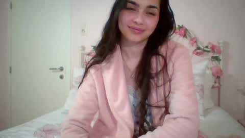 yourbella37 online show from 05/12/26, 08:28