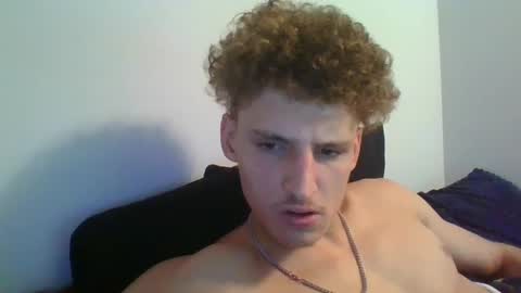 yourbitch1762 online show from 09/18/25, 03:03