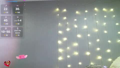 Snapshot of yourcreamyister chatting on 01/31/25, 07:18 creamysister online show from 01/31/25, 07:18