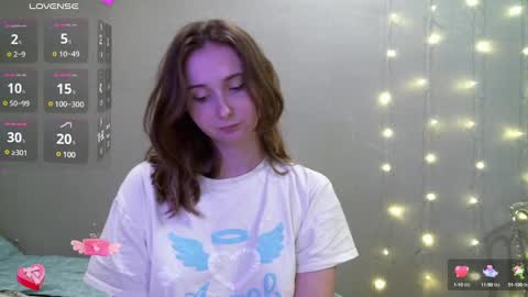 Snapshot of yourcreamyister chatting on 02/20/25, 05:51 creamysister online show from 02/20/25, 05:51