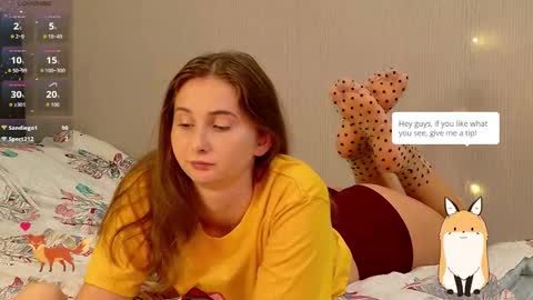 Snapshot of yourcreamyister chatting on 10/18/25, 11:33 creamysister online show from 10/18/25, 11:33