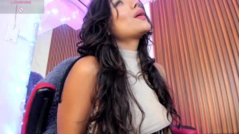 Selena online show from 12/28/24, 03:37