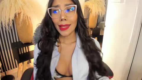 Selena online show from 02/27/25, 06:07