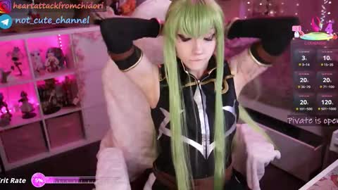 Snapshot of yourcutewaifu chatting on 09/23/25, 12:24 Lina Fansly online show from 09/23/25, 12:24