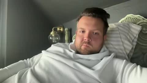Snapshot of yourdaddyy34 chatting on 04/14/26, 04:35 yourdaddyy34 online show from 04/14/26, 04:35