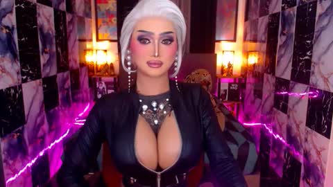 Kath Harper online show from 11/11/25, 10:32