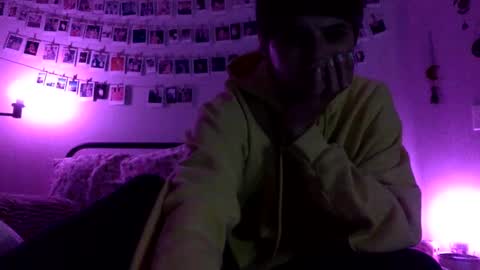 Snapshot of yourewelcome_ chatting on 09/29/25, 03:22 yourewelcome_ online show from 09/29/25, 03:22