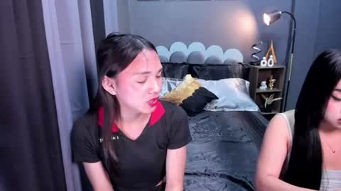 Snapshot of yourfav_jasmin chatting on 07/14/26, 04:23 NEW HUGECOCK online show from 07/14/26, 04:23