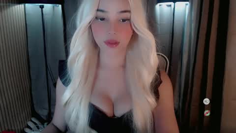 maureen love you online show from 10/03/25, 07:22