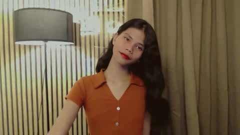 Vivian online show from 11/07/25, 12:16