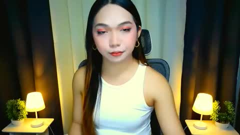 Goddess Yoshi online show from 12/15/25, 04:22