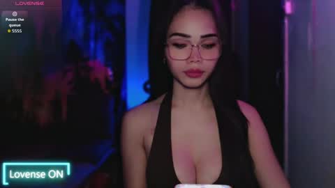 yourgoddesstamara_ online show from 05/22/26, 11:10