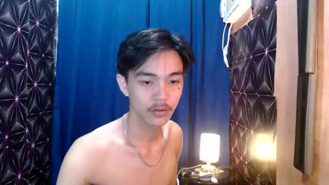 Snapshot of yourguy_josh23 chatting on 12/02/24, 08:52 Josh online show from 12/02/24, 08:52