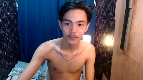 Snapshot of yourguy_josh23 chatting on 12/03/24, 08:38 Josh online show from 12/03/24, 08:38