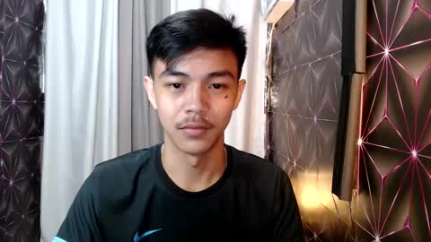 Snapshot of yourguy_josh23 chatting on 01/24/25, 04:49 Josh online show from 01/24/25, 04:49