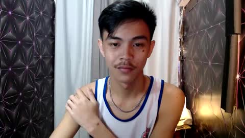 Snapshot of yourguy_josh23 chatting on 01/27/25, 06:19 Josh online show from 01/27/25, 06:19