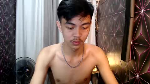 Snapshot of yourguy_josh23 chatting on 01/29/25, 09:23 Josh online show from 01/29/25, 09:23