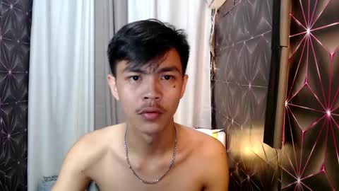 Snapshot of yourguy_josh23 chatting on 02/04/25, 07:40 Josh online show from 02/04/25, 07:40